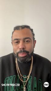 Don't worry, the cold can't get you in here. The people though… we can't  say the same. Is Asha a new friend or a threat? #Snowpiercer returns to TNT 