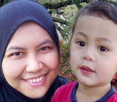 Pembaca berita, azawate zenol abidin yang berkhidmat sejak 15 tahun lalu tidak dapat menahan sebak memberikan ucapan terakhir buat semoga saya diberi kekuatan untuk menyempurnakan tugasan terakhir saya…amin. Gempar Pembaca Berita Tv3 Dijumpai Mati Dibunuh Dengan Kejam Dirumahnya Sama Sama Kita Sedekahkan Al Fatihah Untuk Arwah Amin Mesti Tahu