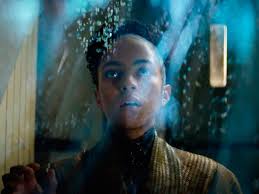 Fundación: Apple TV+ comparte el fastuoso tráiler final de su serie basada  en la obra de Isaac Asimov