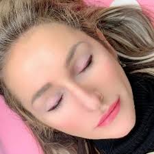 of skin and blend with their hair colour. Skin tone