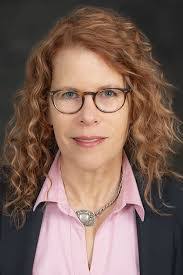 Johanna Hays's Instagram, Twitter & Facebook