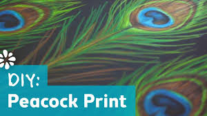 Draw this cute peacock by following this drawing lesson. How To Draw A Peacock Print This Tutorial Shows How To Draw Peacock Feathers With Color Pencils And A Quick Pattern Using Diy Prints Peacock Print Art Lessons