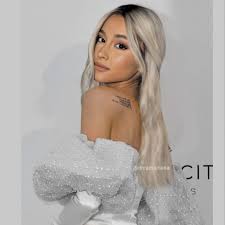 Ariana grande hair down hair dress is designed to bring out the feminine beauty of all women, and has been featured in many media features such as the women's health, glamour, redbook, allure, and others. Ariana Grande Ariana Grande Down Hairstyles Platinum Hair
