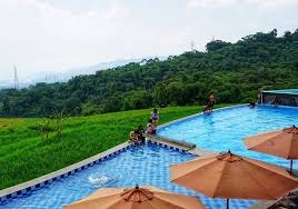 33 Pemandangan Bandung Berenang Dengan Pemandangan Sawah Di Villa Pasir Bungur Bandung Download Wisata Bandung Asyiknya Selfie Di Di 2020 Pemandangan Kolam Villa