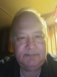 Introduction and photo sharing in community group