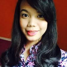 Elsa Agustin's Instagram, Twitter & Facebook