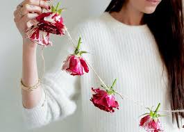 The Best Easy Diy Art Ideas For A Lazy Afternoon Rose Party Diy Party Decorations Party Garland