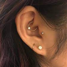 Ce Piercing Est Un Remede Contre Les Migraines Mais Il Est Aussi Joli Cute Ear Piercings Pretty Ear Piercings Earings Piercings