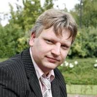 10+ "Frank Moen" profiles