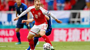 Christian dannemann eriksen is a danish professional footballer who plays as an attacking midfielder for serie a club inter milan and the de. Christian Eriksen Darf Nicht In Italien Spielen