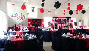 Shop for your next party with windy city novelties. Basketball Chicago Bulls Party Andy S 1st Birthday Jordan Party Jordan Party Decorations Basketball Themed Birthday Party