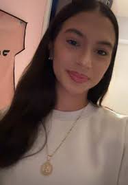 olivia 💋 (@liv.nevarez)