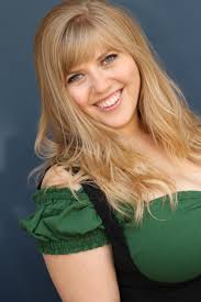 Becky Sanders's Instagram, Twitter & Facebook