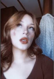 Leann Rivera's Instagram, Twitter & Facebook