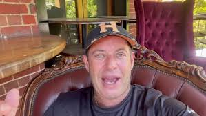 Gary McCallister closing best of Edinburgh @thegriffinshotel @adlfringe  #comedy #standup #salinds #23yrs #mickeyd @adventuremick 😂😂