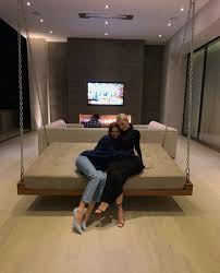 Pin By Aklsar On Fashion Kylie Jenner House Kylie Jenner Room Jenner House
