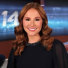 Rebecca Menke's Instagram, Twitter & Facebook