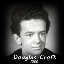 TUMULOS FAMOSOS: DOUGLAS CROFT
