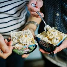 If a person eats half a cup, approximately the amount in th. Chop Your Ice Cream In Half For A Genius Bestfriend Hack Food Delicious Ben And Jerrys Ice Cream