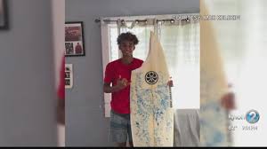 Finden und vergleichen sie sup board online. Shark Bites Surfer S Board In Hawaii Misses Teenager By Inches Next Time I M Just Going To Go In The Daytime