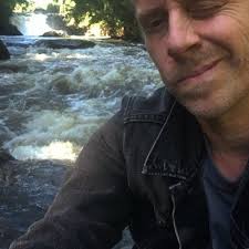 Danny Leo (@dannywleo)