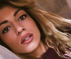Lpelpdla Elsa Dasc Est Officiellement Une Princesse De L Amour Elsa Tele Realite Jeune Marie
