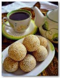 Citra S Home Diary Onde Onde Indonesian Fried Glutinous Dumpling Indonesian Food Sweet Potato Dumplings Snacks