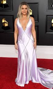 The 2021 grammys gave marked the triumphant return of live awards shows, as beyoncé, megan thee stallion, harry styles and more showed up in person for their statuettes. Zh6q6kj6m278am
