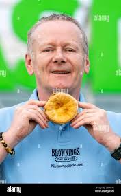 Pictured: Ellen Rogan, Asda Kilmarnock GSM Brownings the Bakers Managing  Director, John Gall Brownings the Bakers