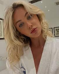 Kourtney Strayhorn's Instagram, Twitter & Facebook