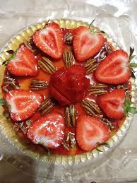 Flan Decorado Con Fresas Nuez Y Jalea De Fresa Food Strawberry Fruit