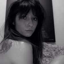 Halie Taylor (@theVivianGirl)