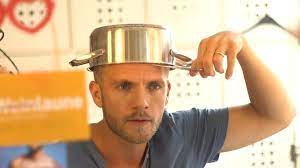 Er absolvierte von 2006 bis 2009 eine schauspielausbildung an der schule für schauspiel hamburg. Gzsz Star Niklas Osterloh So Reagieren Die Fans Auf Seine Neue Frisur