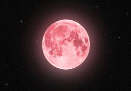 Es wirkt fast, als drohte die gleißend weiße scheibe die berge. Bringt Uns Der Supermond Endlich Den Fruhling