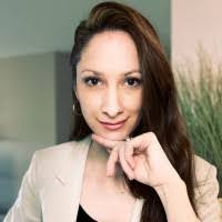 Darcy Mckenzie's Instagram, Twitter & Facebook