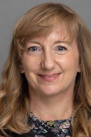 Heather Perry's Instagram, Twitter & Facebook