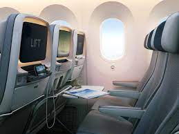 lift by encore shows off revised 737 stunning 787 seats runway girlrunway girl 上座 デザイン 医療