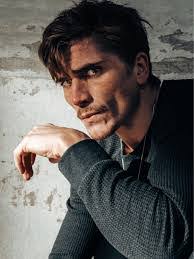 Star Duran's Instagram, Twitter & Facebook