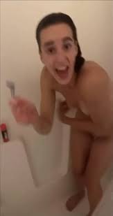 WNBA Star Caught Naked In Shower - ThisVid.com