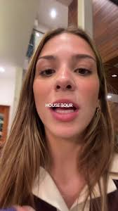 Maggie Sambrook Boutine La