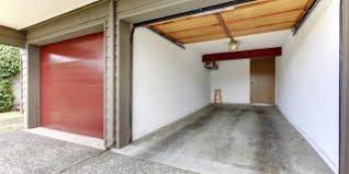 Die Kosten Fur Eine Garage Wie Sie Sich Zusammensetzen Erfahrst Du In Unserem Preisradar Garage Bauen Garage Idee Garage Inspiration Modern Ikea Garage