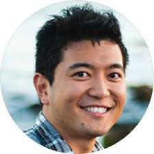 Amanda Sell's Instagram, Twitter & Facebook