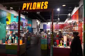 Pylones