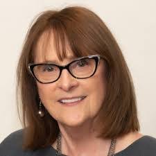 Ana Fouts's Instagram, Twitter & Facebook