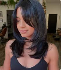 Anybody with a bob able to help my brother Wednesday? He's got a trail in a  salon, he's a level three qualified just needs to showcase his skills.  Pretty please if anybody