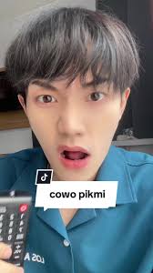 Replying to @dvaprilia masa liat cowo glowing dikit dibilang pikmi🗿