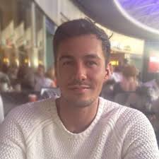 demi brooks (@demleighb)