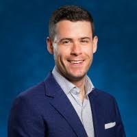 3100+ perfiles de «Tomasello»