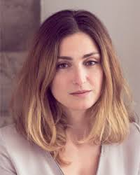 Par une curieuse ironie de l'histoire, julie gayet a approché françois hollande grâce à ségolène royal. Julie Gayet Beirut International Film Festival
