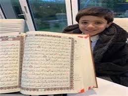 اسرتنا تعيش مع القرآن قصة طفل بإنجلترا حفظ القرآن الكريم مصراوى